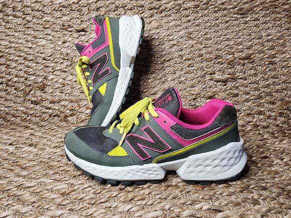 Figs New Balance 574S-Moss Green Pink Unisex Women’s 11 Men\'s 9.5 Athletic Shoes main image 5